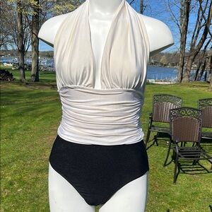 Oscar de la Renta vintage halter swimsuit M